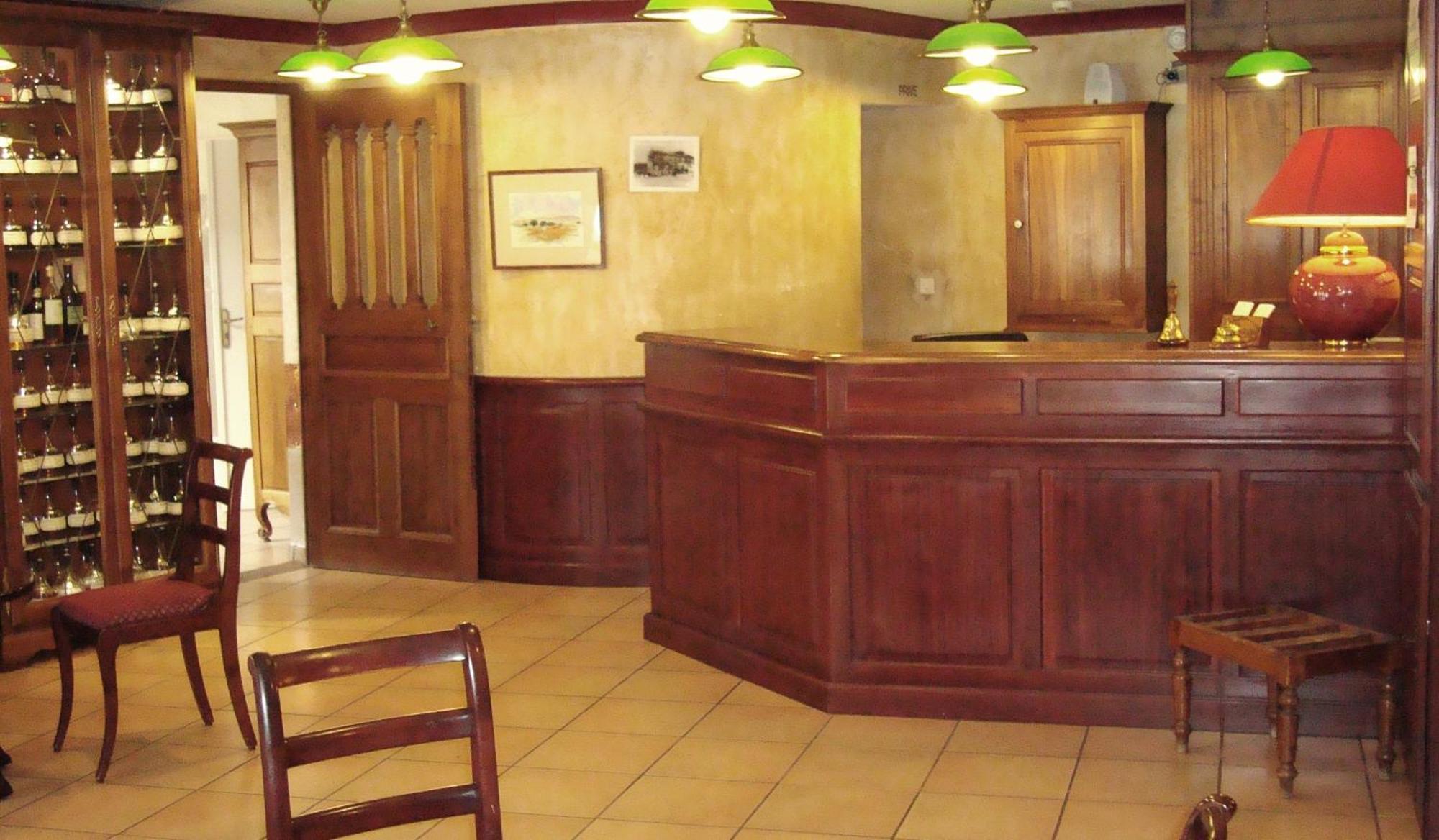 Hotel Restaurant La Martiniere Montélier Dış mekan fotoğraf