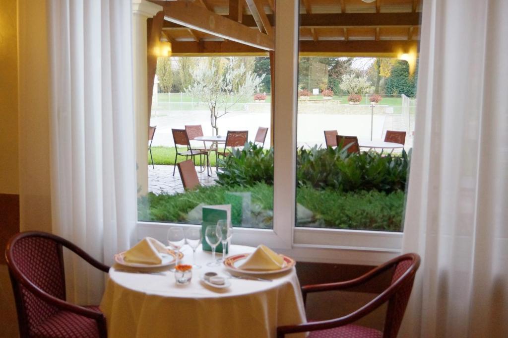 Hotel Restaurant La Martiniere Montélier Dış mekan fotoğraf